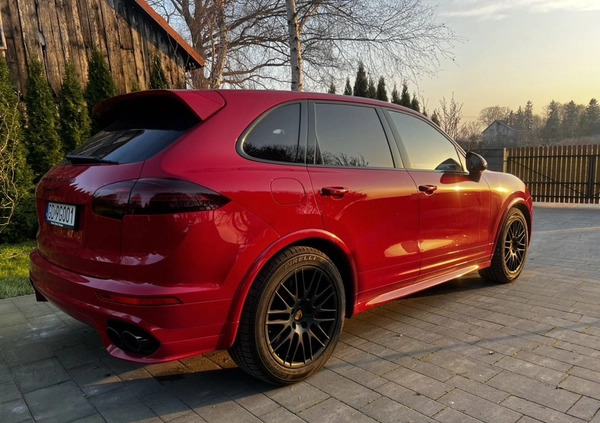 Porsche Cayenne cena 246000 przebieg: 194300, rok produkcji 2015 z Gdańsk małe 121